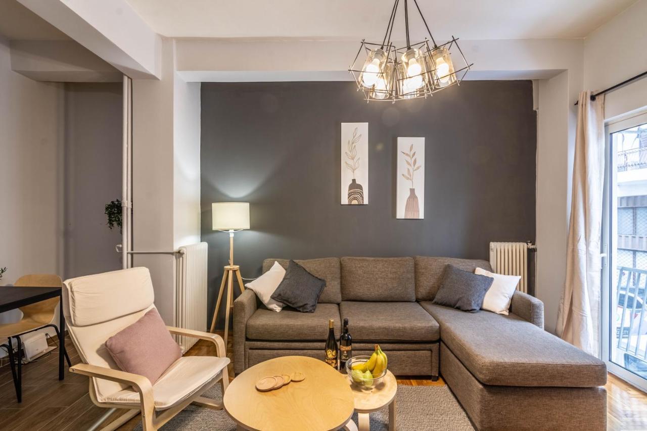 Aris Neos Kosmos Apartment Athens Exterior photo