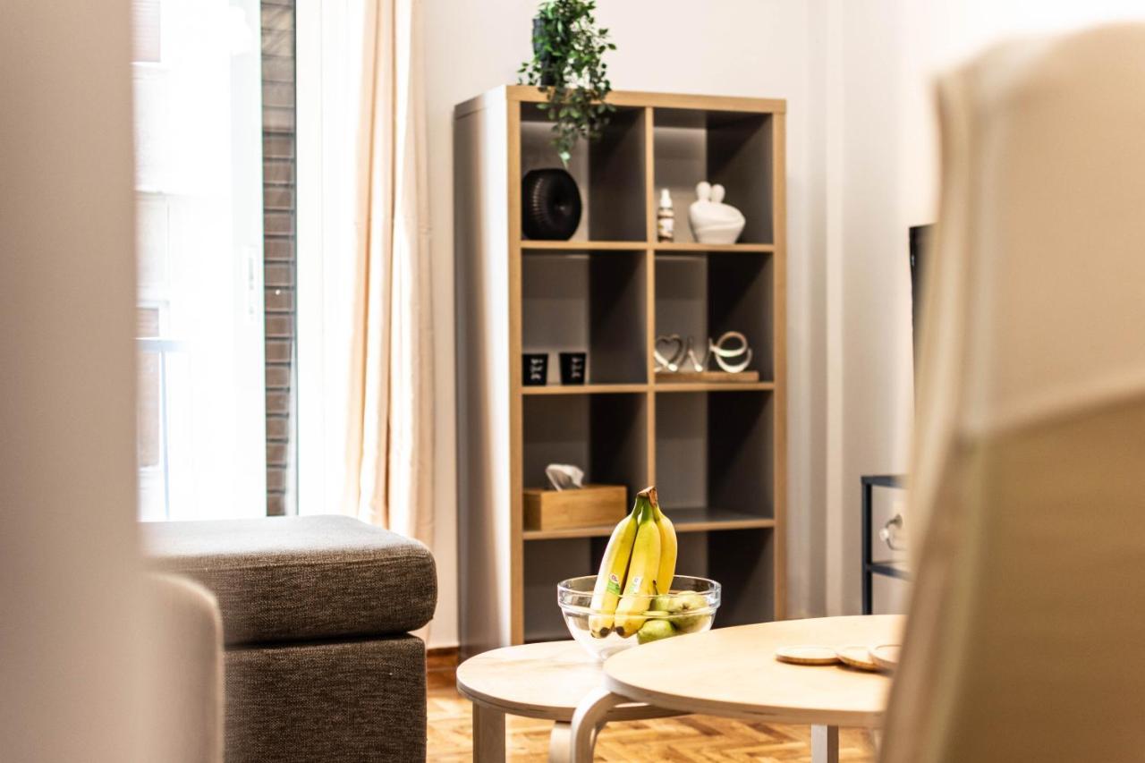 Aris Neos Kosmos Apartment Athens Exterior photo