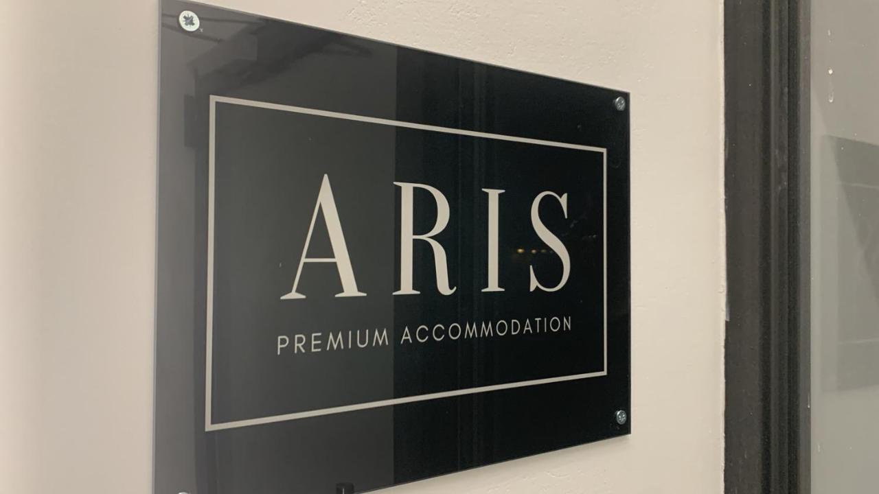 Aris Neos Kosmos Apartment Athens Exterior photo